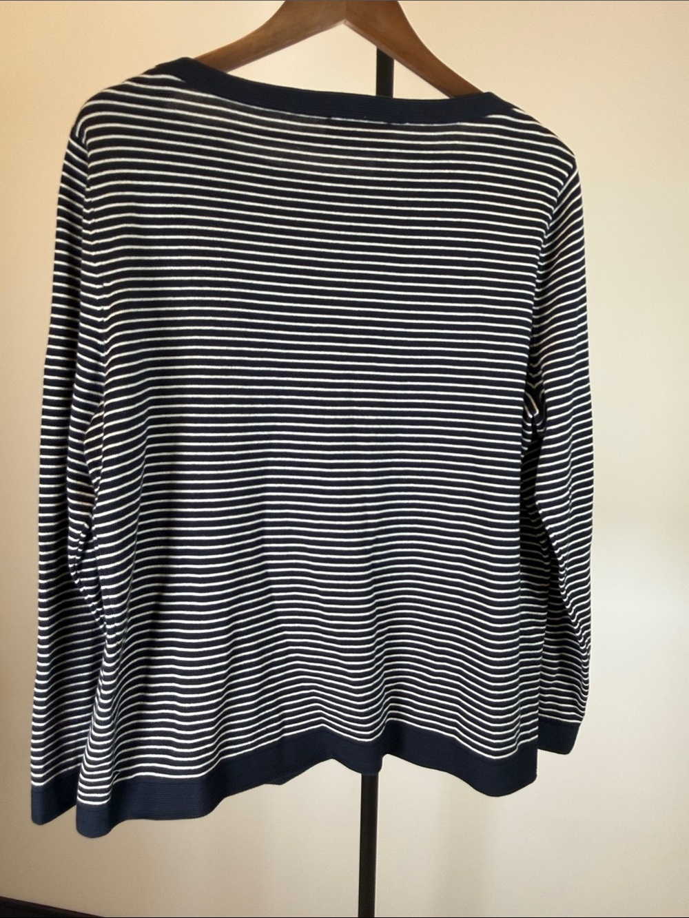 Nautica Navy and White Striped Boatneck Long-Sleeve Top. Size XL - Picture 8 of 11